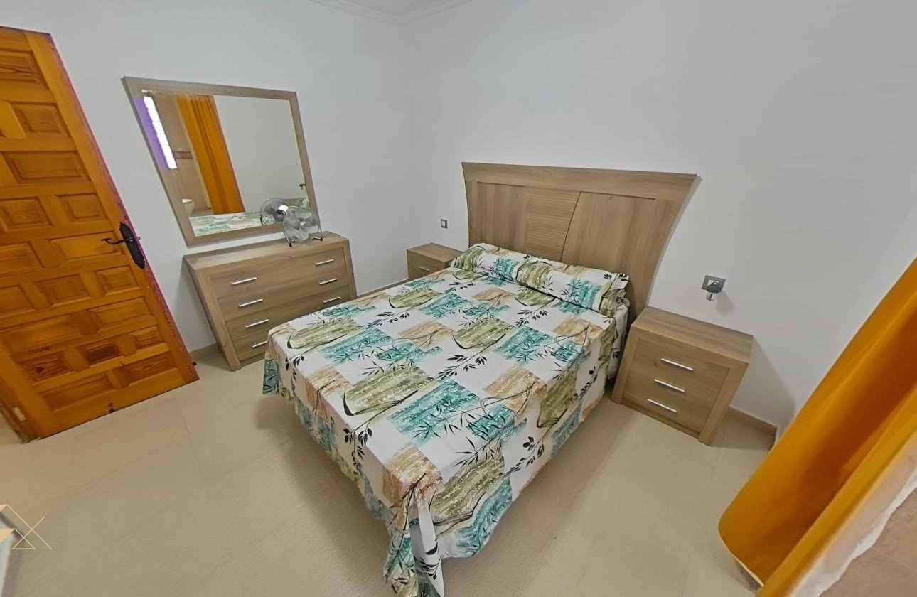 Herverkoop - Villa -
Torrevieja - San Luis