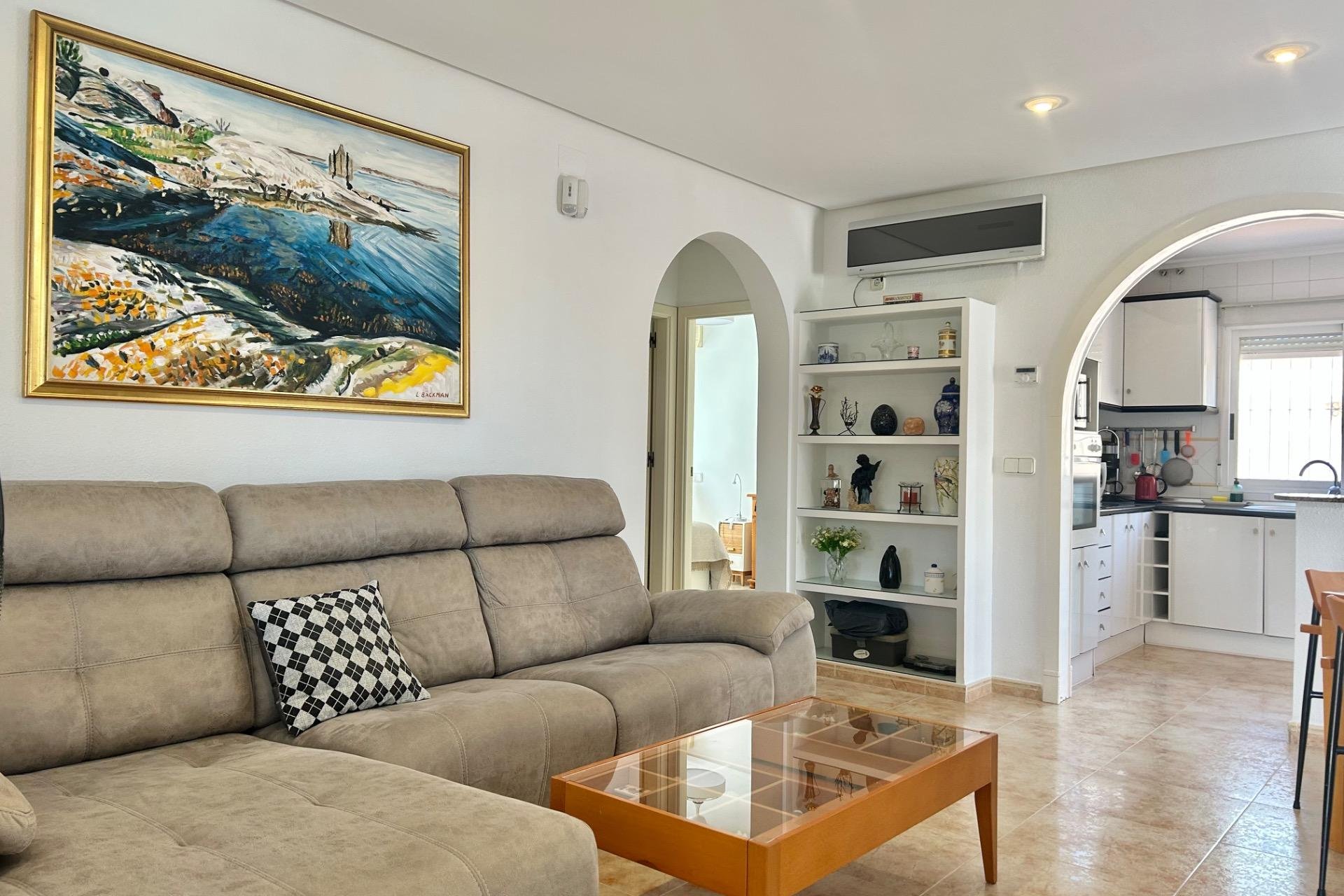 Herverkoop - Villa -
Torrevieja - San Luis