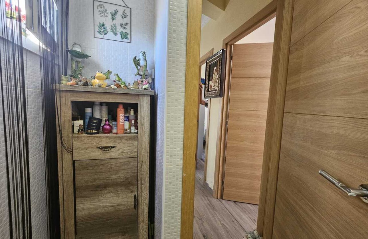 Herverkoop - Villa -
Torrevieja - Torre Del Moro