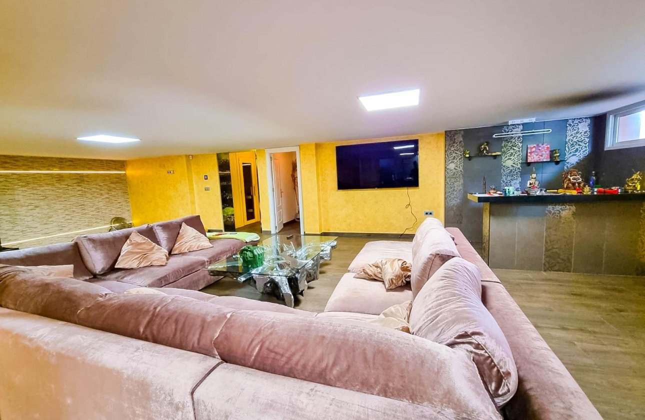 Herverkoop - Villa -
Torrevieja - Torre La Mata