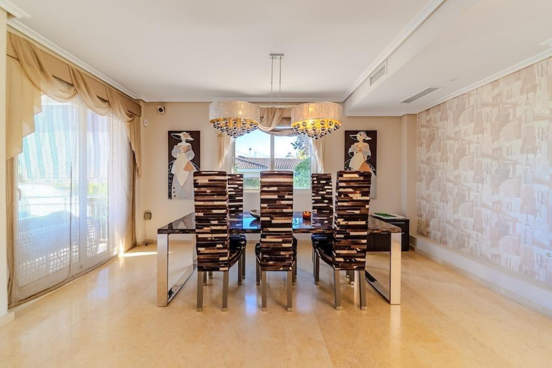 Herverkoop - Villa -
Torrevieja - Torre La Mata