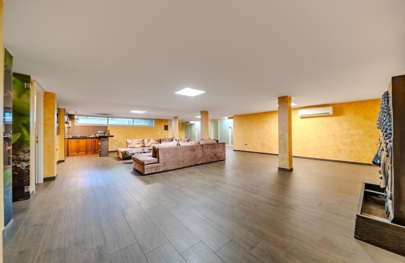 Herverkoop - Villa -
Torrevieja - Torre La Mata