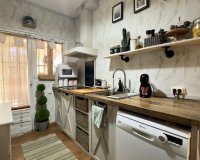 Herverkoop - Villa -
Torrevieja - Torreblanca