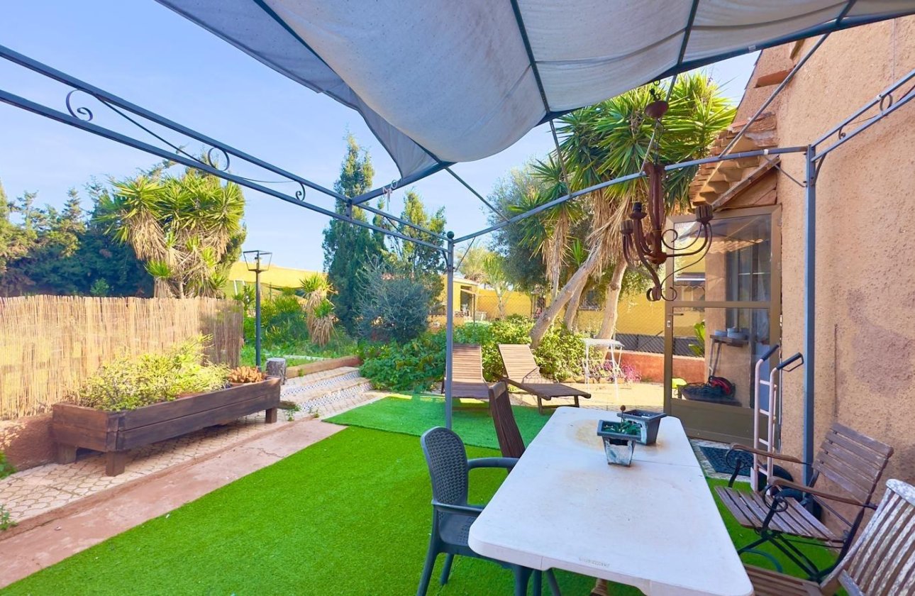 Herverkoop - Villa -
Torrevieja - Torreblanca