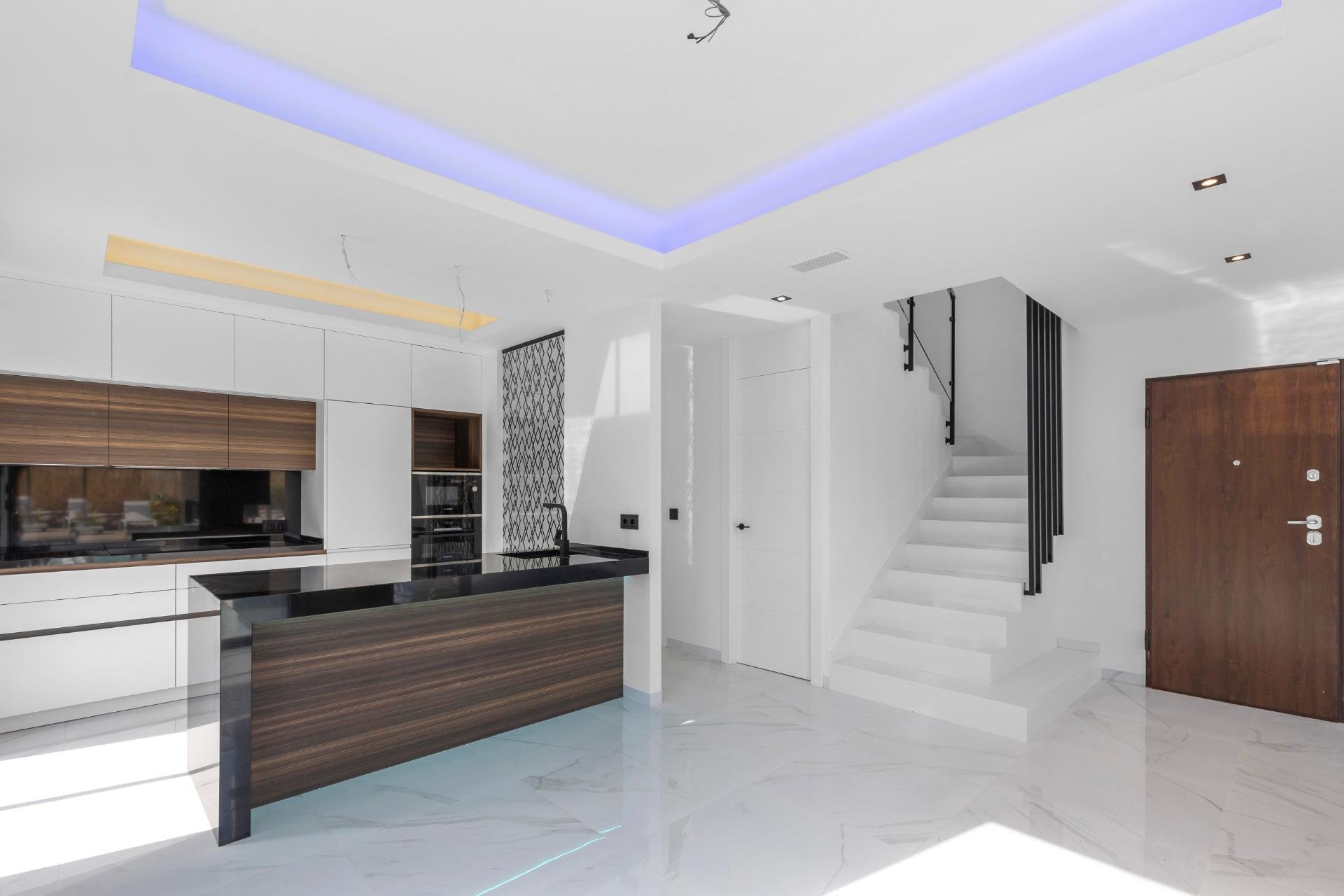 Herverkoop - Villa -
Torrevieja - Torreta Florida