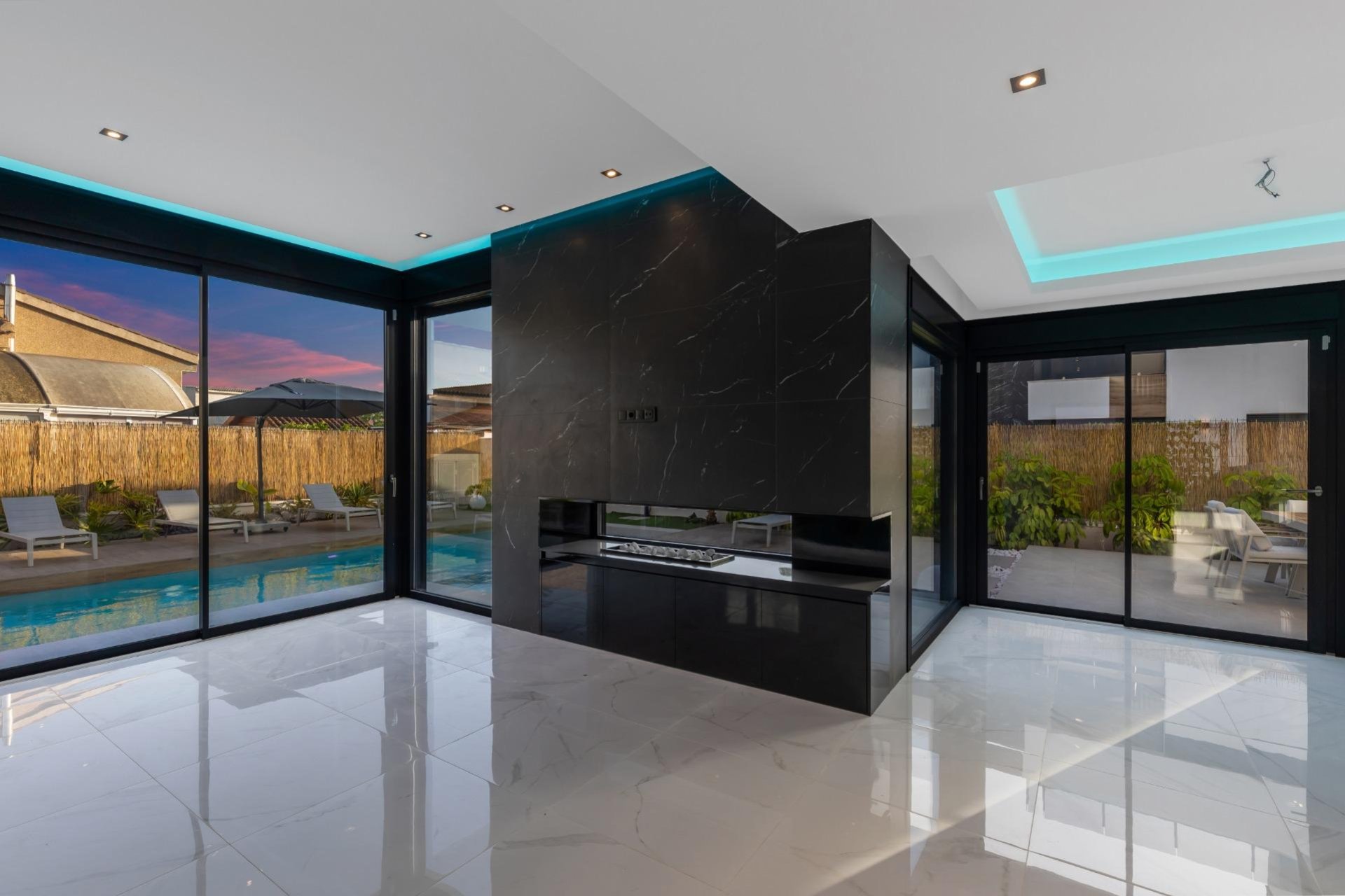 Herverkoop - Villa -
Torrevieja - Torreta Florida