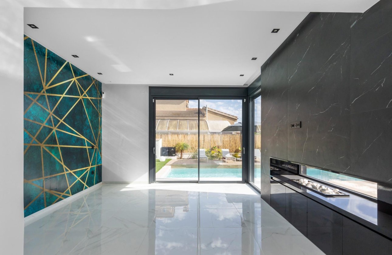 Herverkoop - Villa -
Torrevieja - Torreta Florida