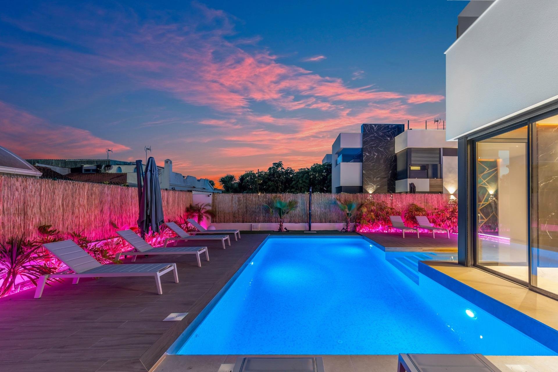 Herverkoop - Villa -
Torrevieja - Torreta Florida