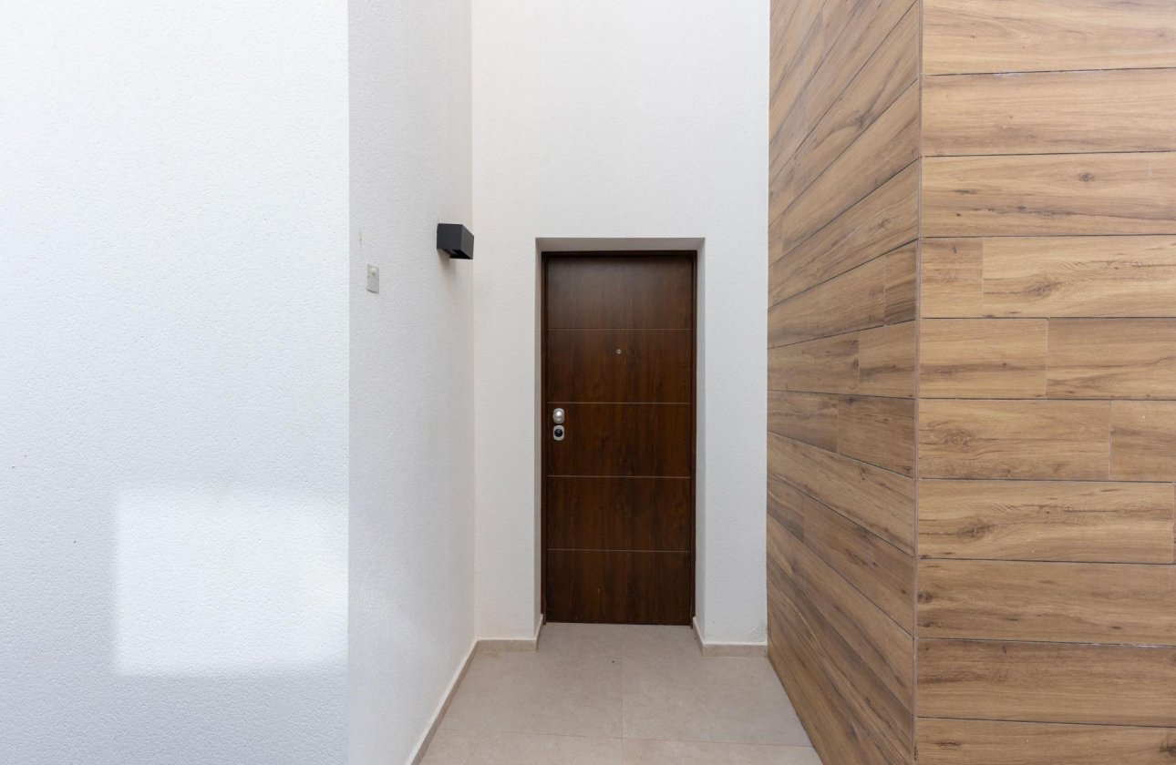 Herverkoop - Villa -
Torrevieja - Torreta Florida