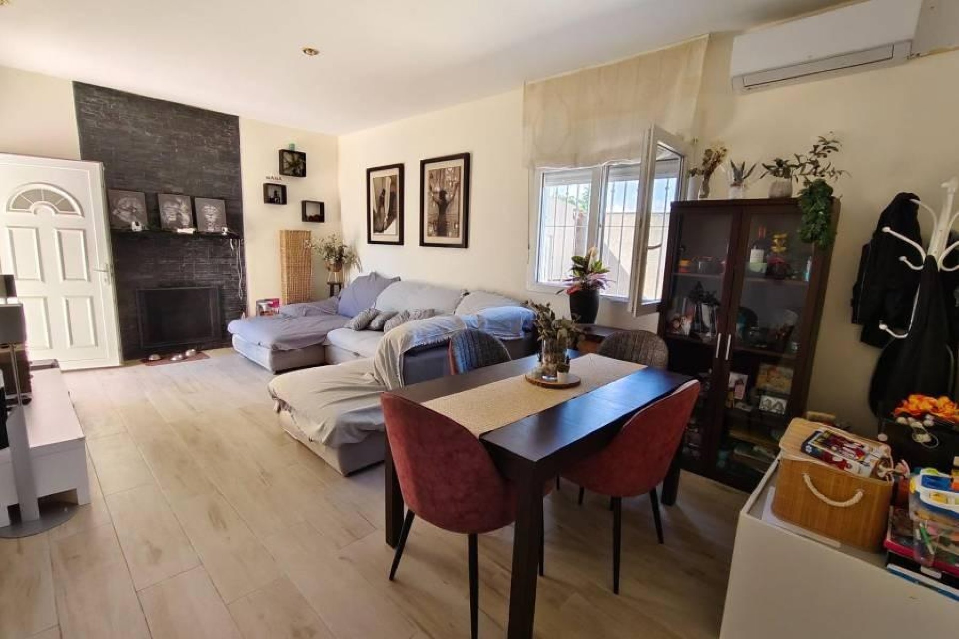 Herverkoop - Villa -
Torrevieja - Torreta Florida