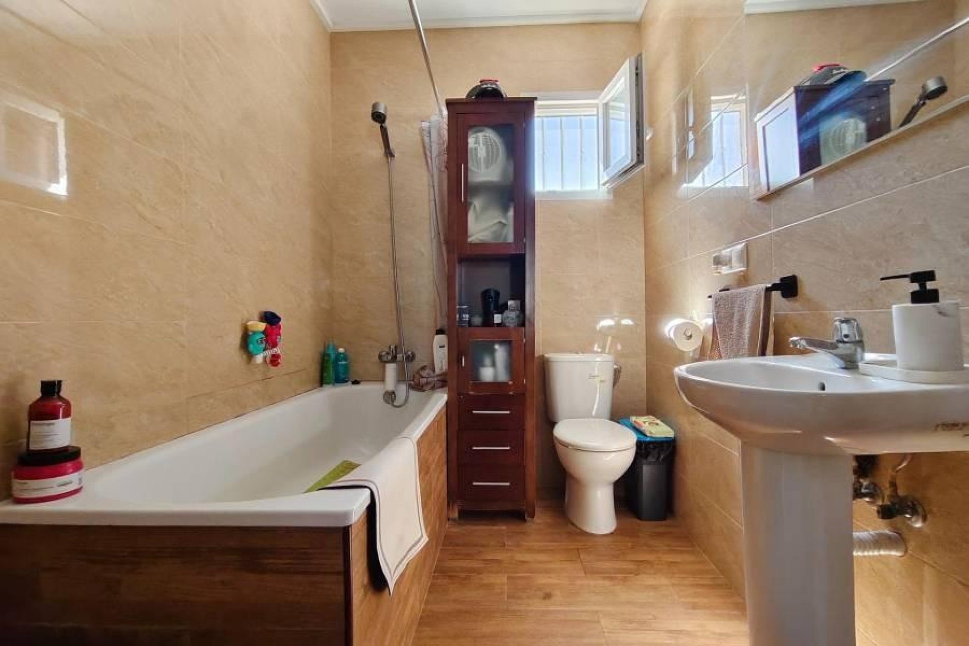 Herverkoop - Villa -
Torrevieja - Torreta Florida