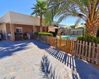 Herverkoop - Villa -
Torrevieja - Torreta Florida