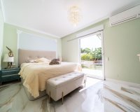 Herverkoop - Villa -
Torrevieja - Torreta