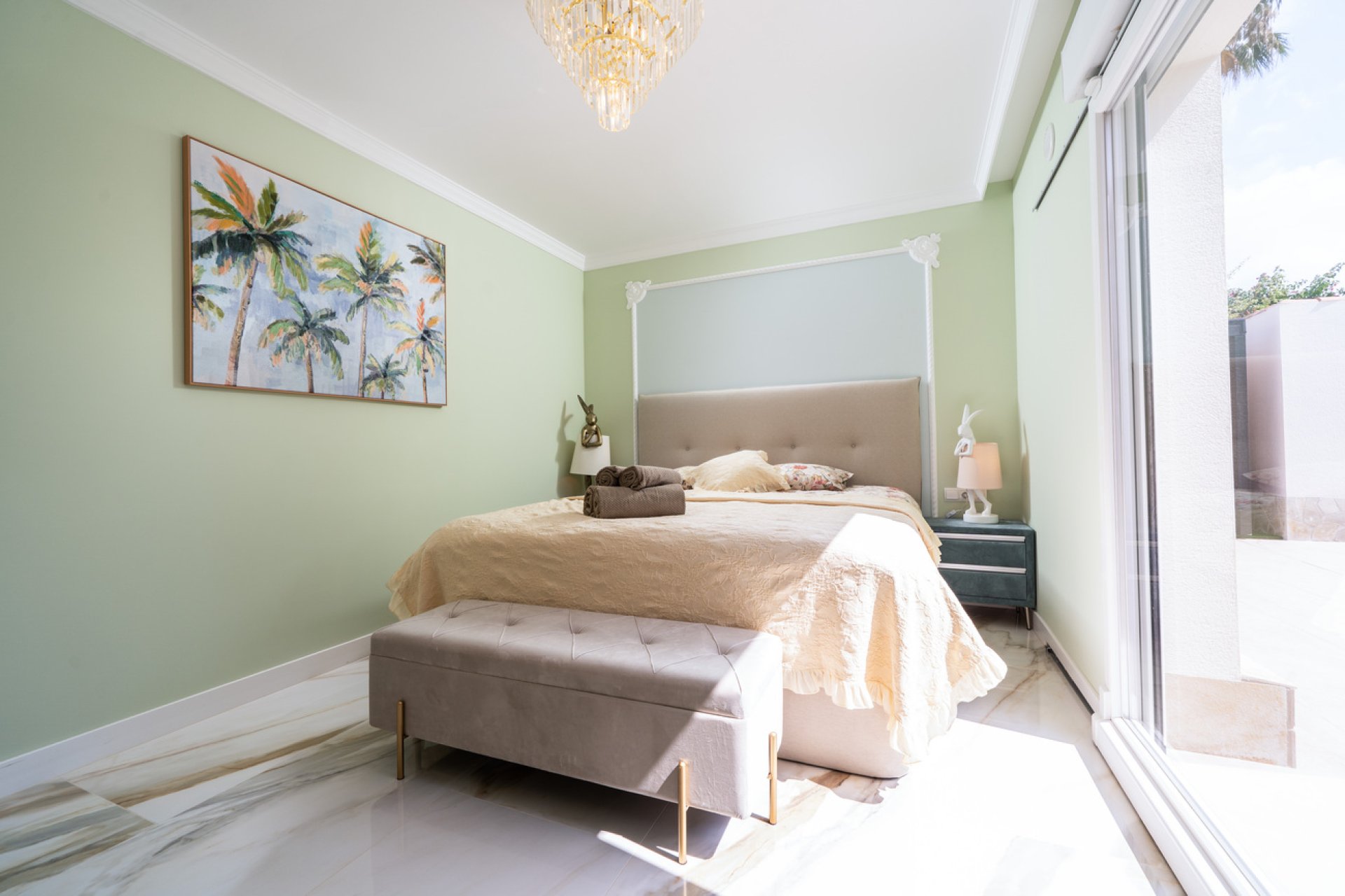 Herverkoop - Villa -
Torrevieja - Torreta