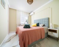 Herverkoop - Villa -
Torrevieja - Torreta