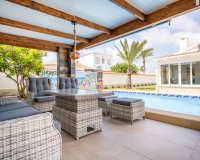 Herverkoop - Villa -
Torrevieja - Torreta