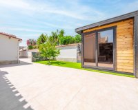 Herverkoop - Villa -
Torrevieja - Torreta