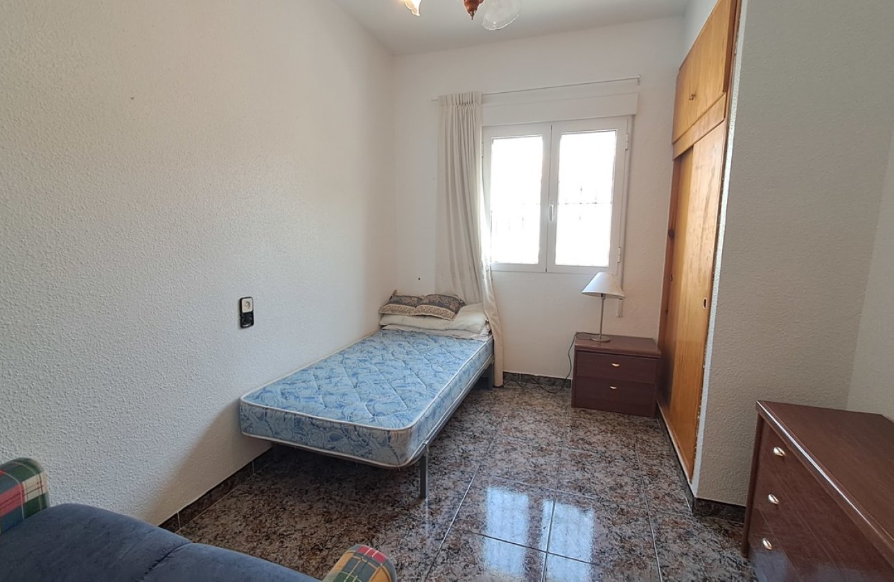 Herverkoop - Villa -
Villamartin - Costa Blanca