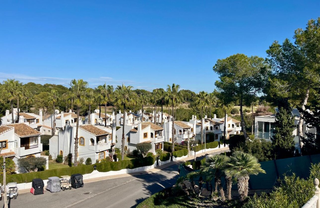 Herverkoop - Villa -
Villamartin - Costa Blanca