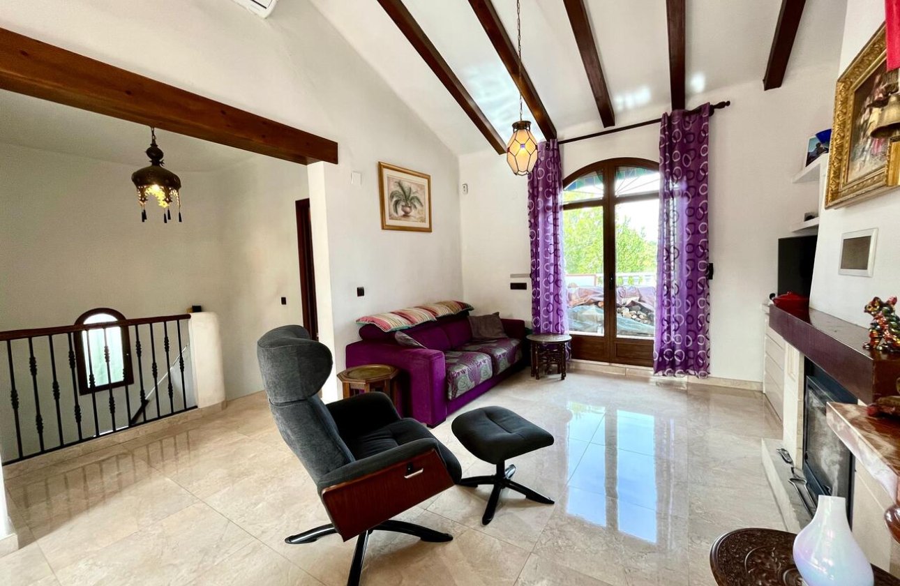 Herverkoop - Villa -
Villamartin - Costa Blanca