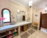 Herverkoop - Villa -
Villamartin - Costa Blanca