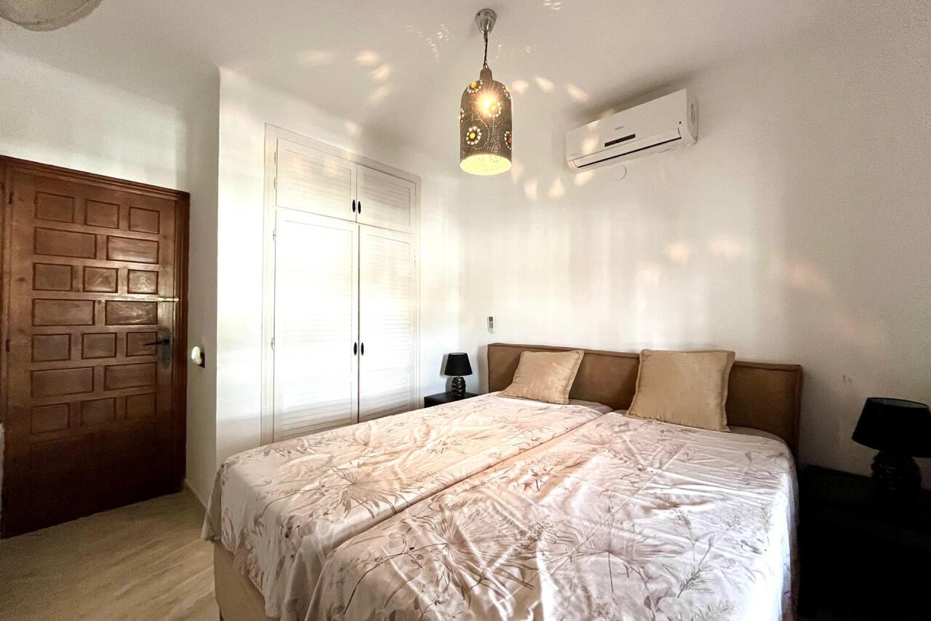 Herverkoop - Villa -
Villamartin - Costa Blanca