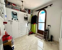 Herverkoop - Villa -
Villamartin - Costa Blanca