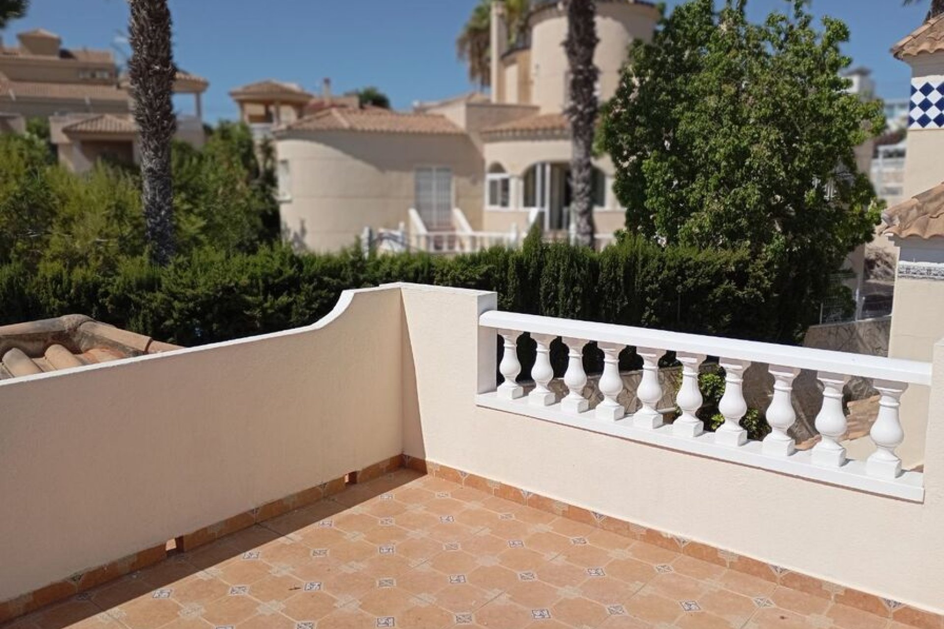 Herverkoop - Villa -
Villamartin - Costa Blanca