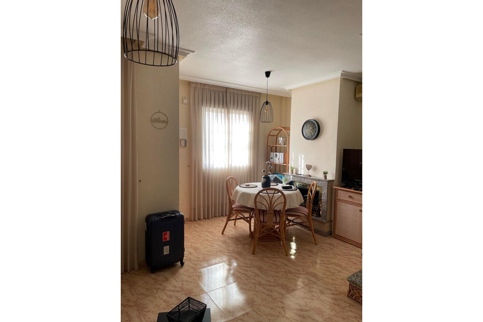 Herverkoop - Villa -
Villamartin - Costa Blanca