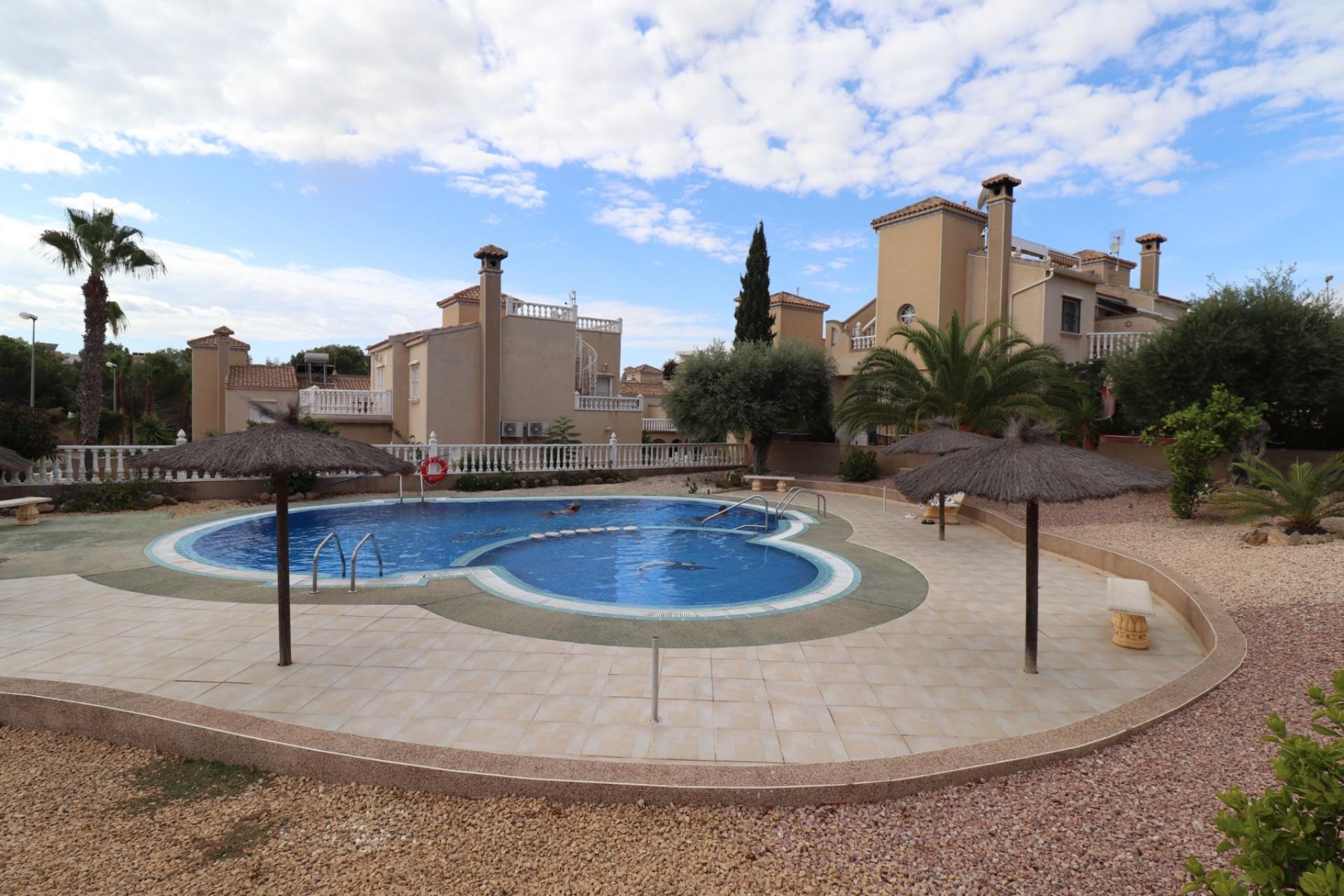 Herverkoop - Villa -
Villamartin - Costa Blanca