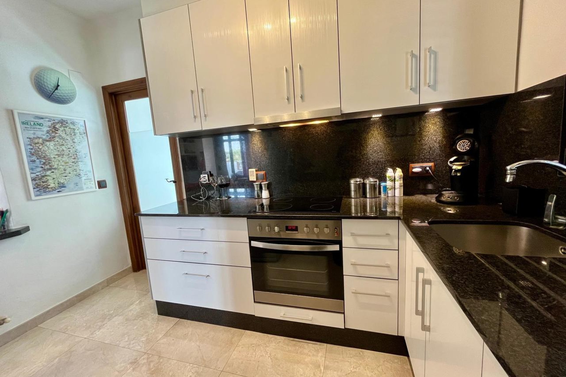 Herverkoop - Villa -
Villamartin - Costa Blanca