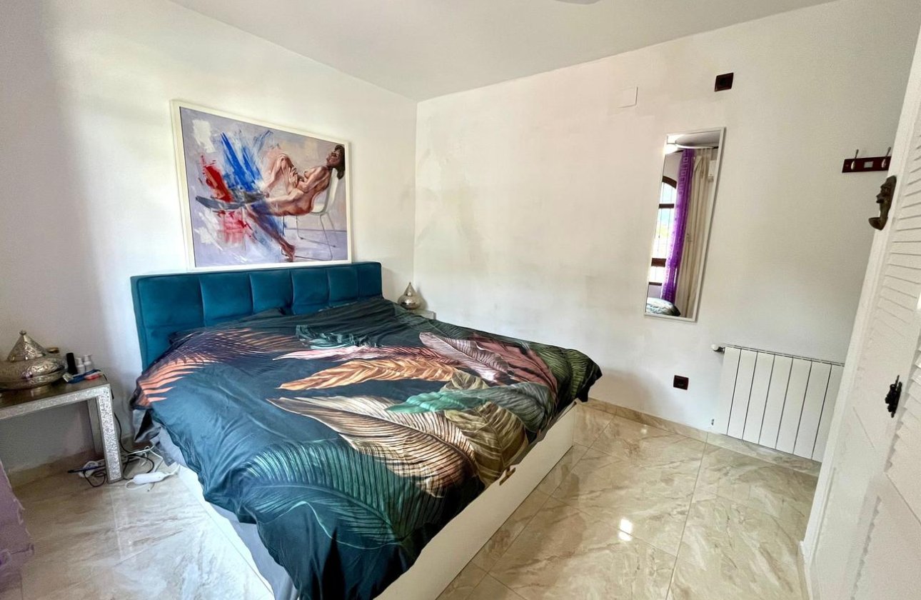 Herverkoop - Villa -
Villamartin - Costa Blanca