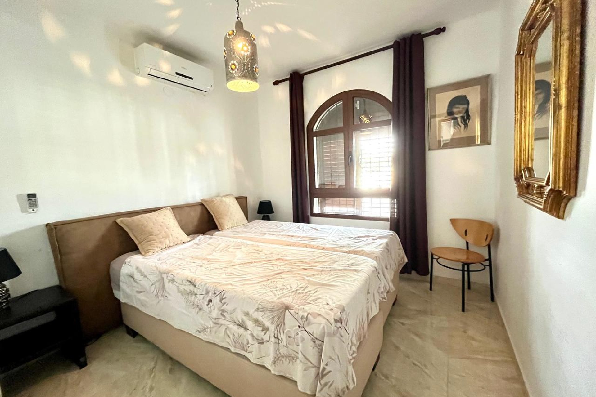 Herverkoop - Villa -
Villamartin - Costa Blanca