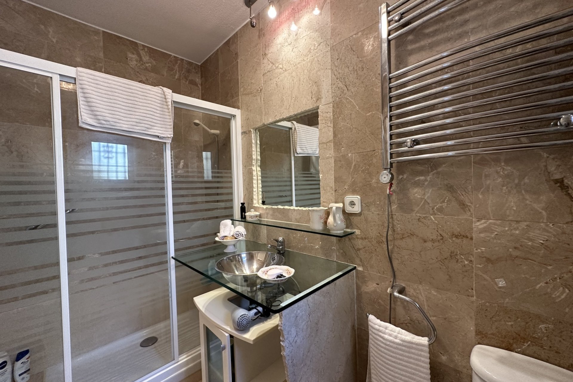 Herverkoop - Villa -
Villamartin - Costa Blanca