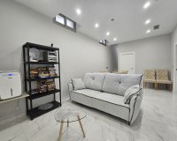 Herverkoop - Villa -
Villamartin - Costa Blanca