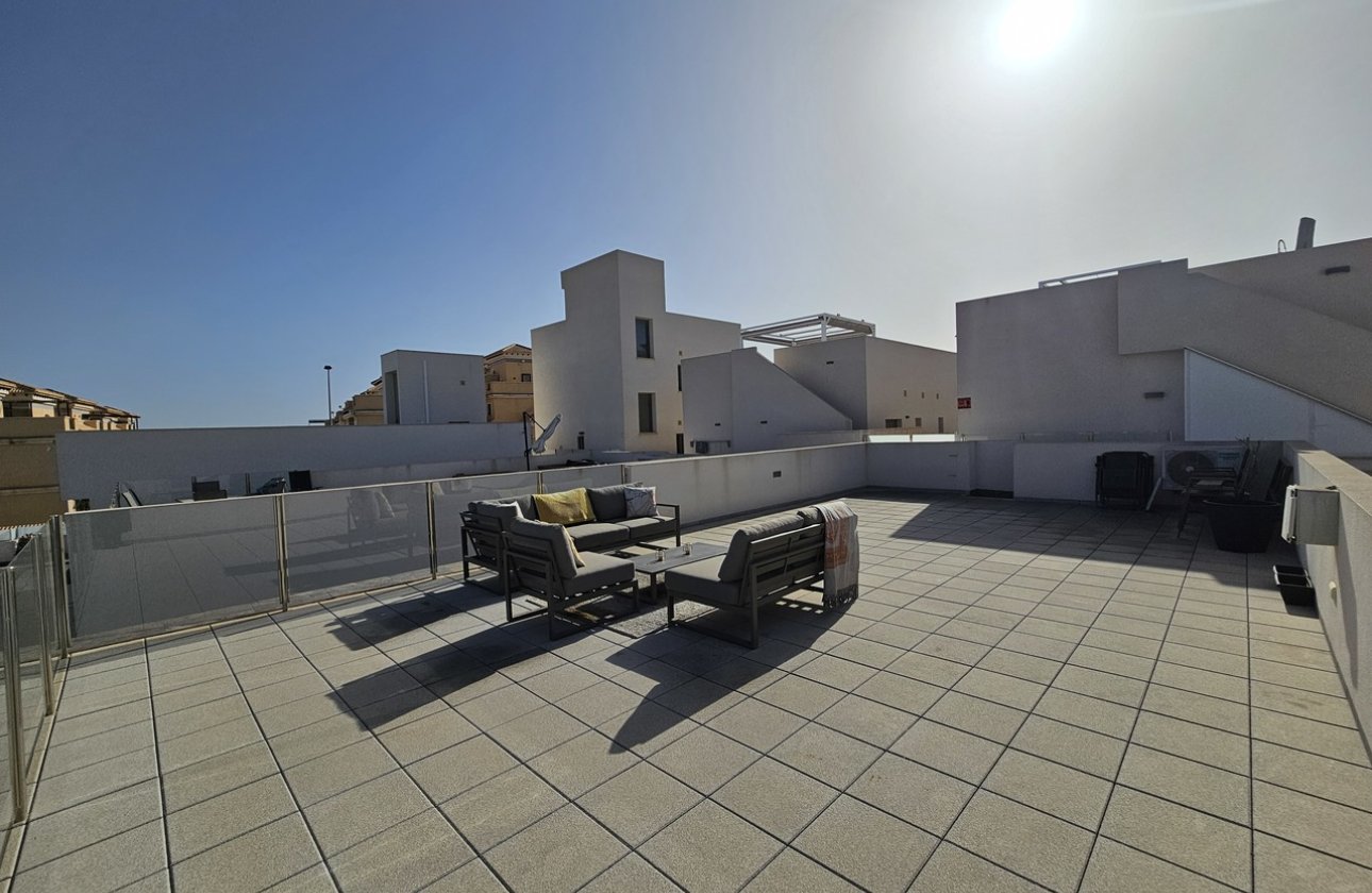 Herverkoop - Villa -
Villamartin - Costa Blanca