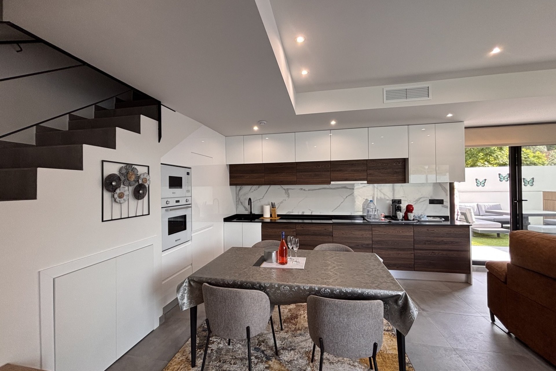 Herverkoop - Villa -
Villamartin - Costa Blanca