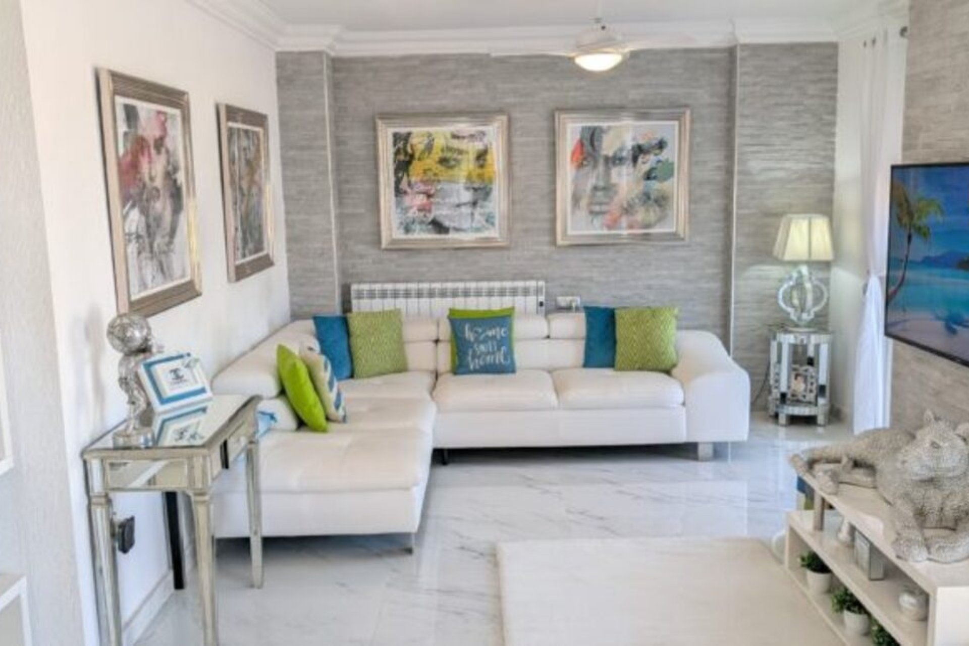 Herverkoop - Villa -
Villamartin - Costa Blanca