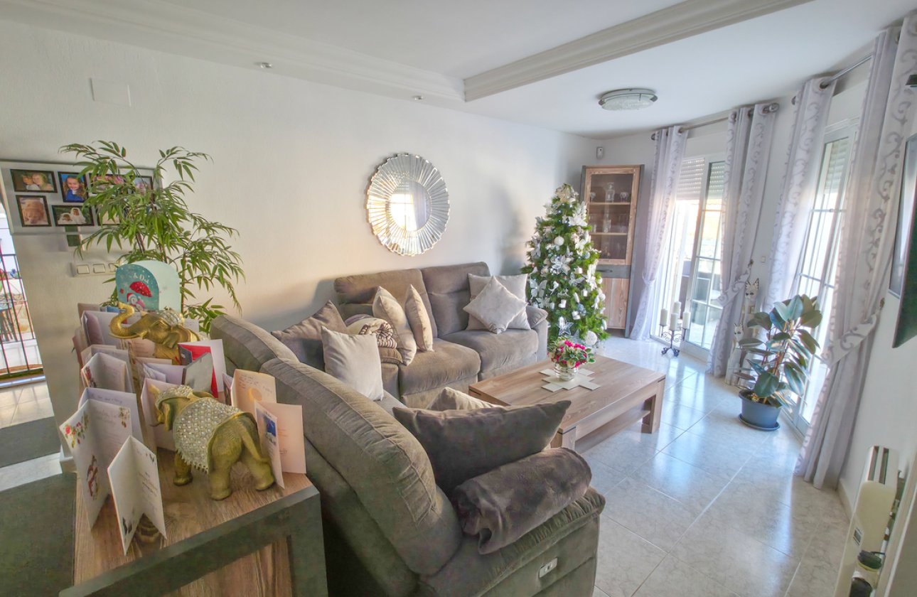 Herverkoop - Villa -
Villamartin - Costa Blanca