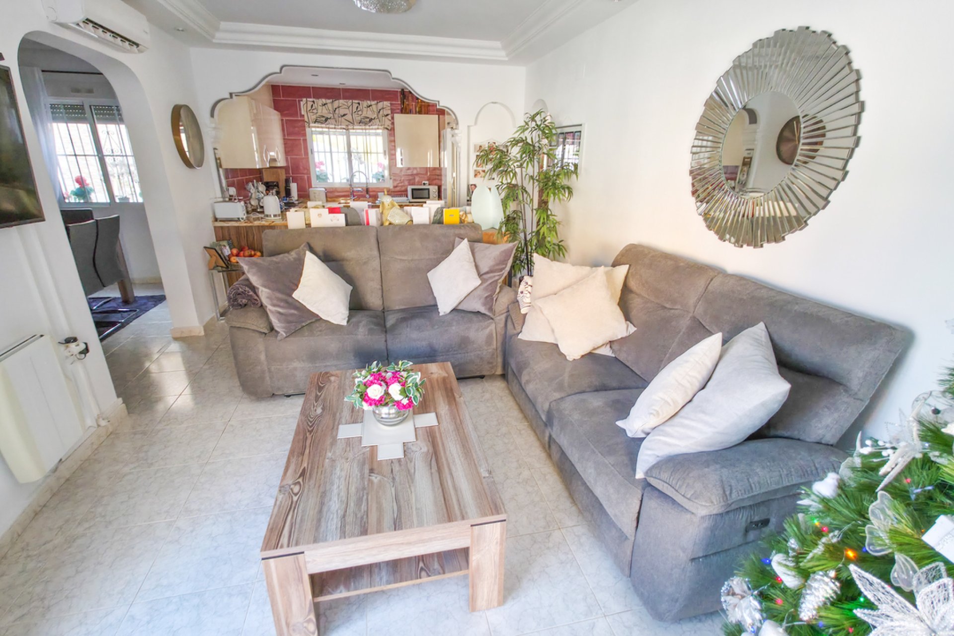 Herverkoop - Villa -
Villamartin - Costa Blanca