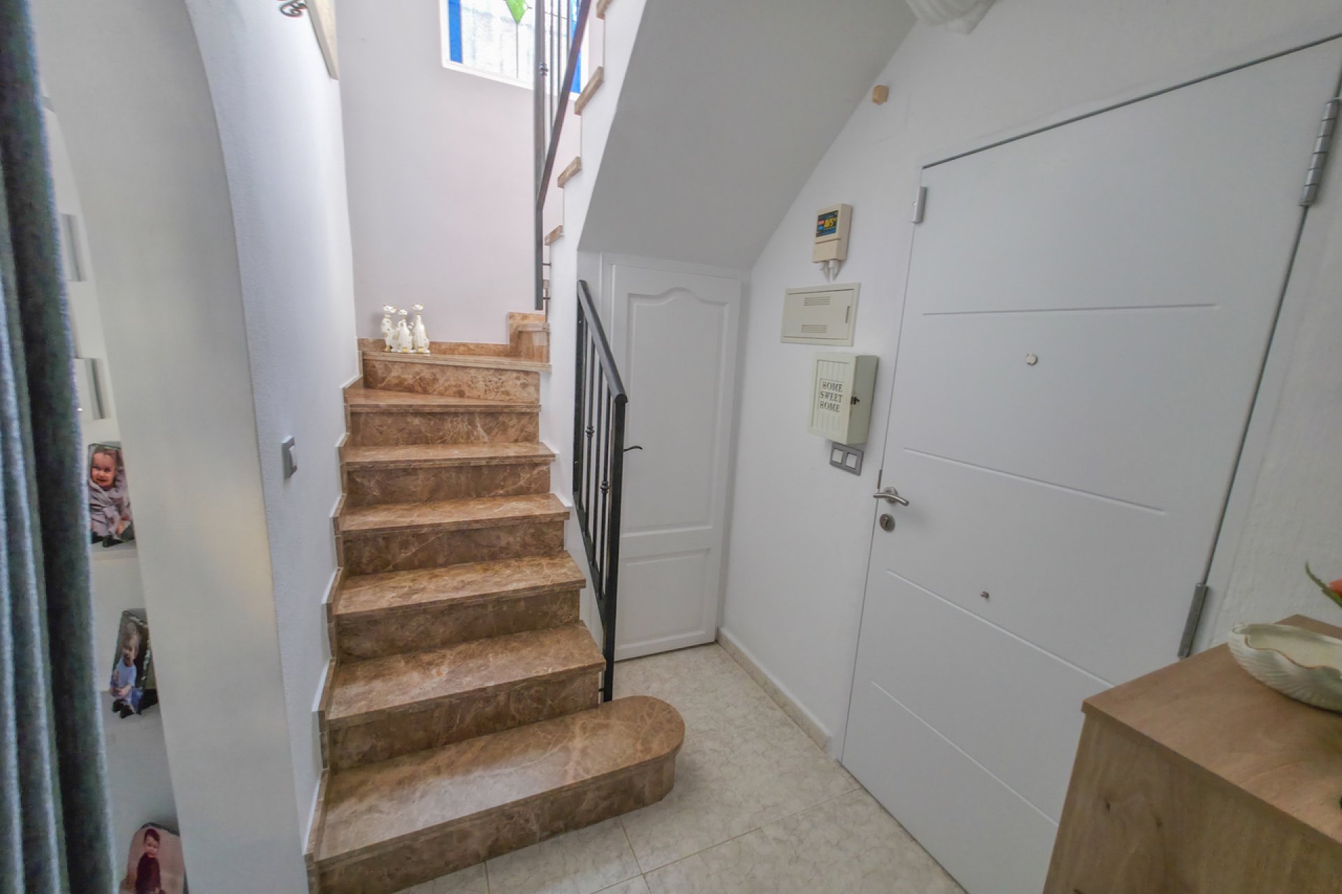 Herverkoop - Villa -
Villamartin - Costa Blanca