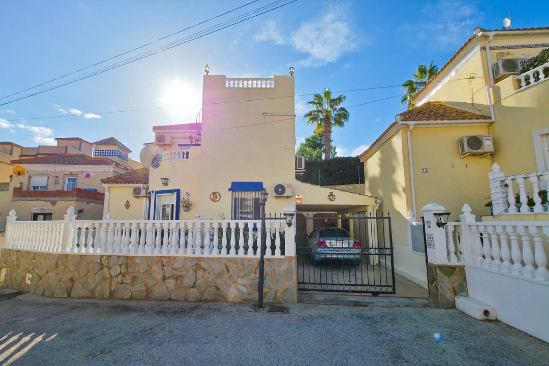 Herverkoop - Villa -
Villamartin - Costa Blanca