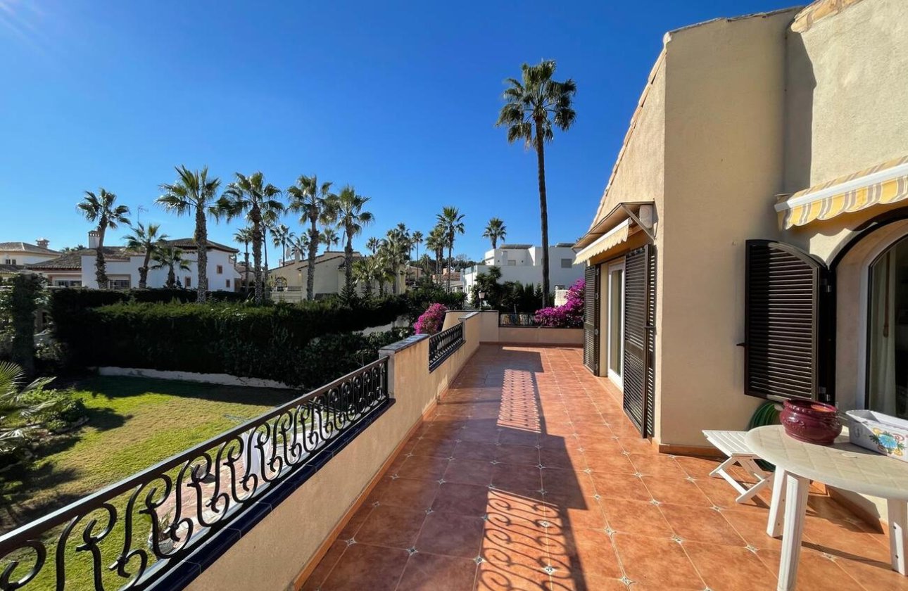 Herverkoop - Villa -
Villamartin - Costa Blanca