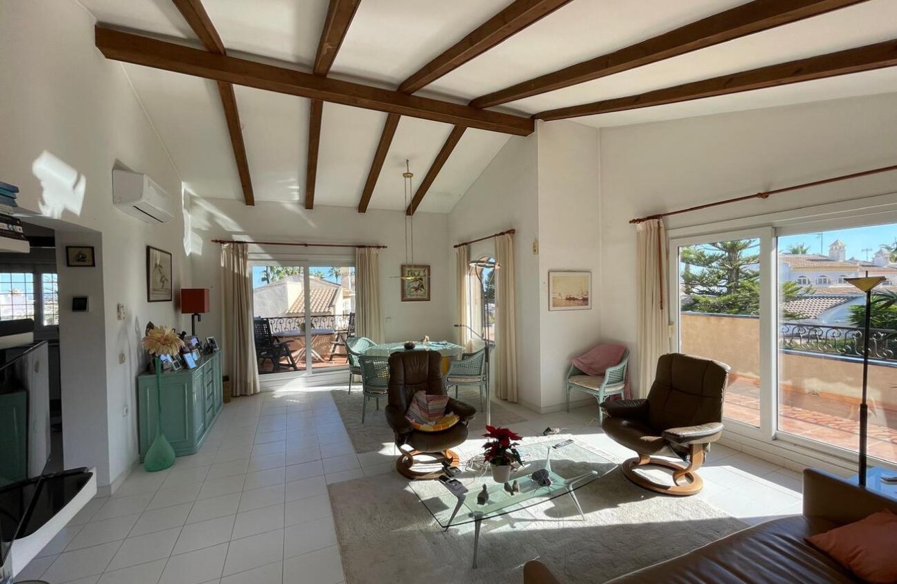 Herverkoop - Villa -
Villamartin - Costa Blanca