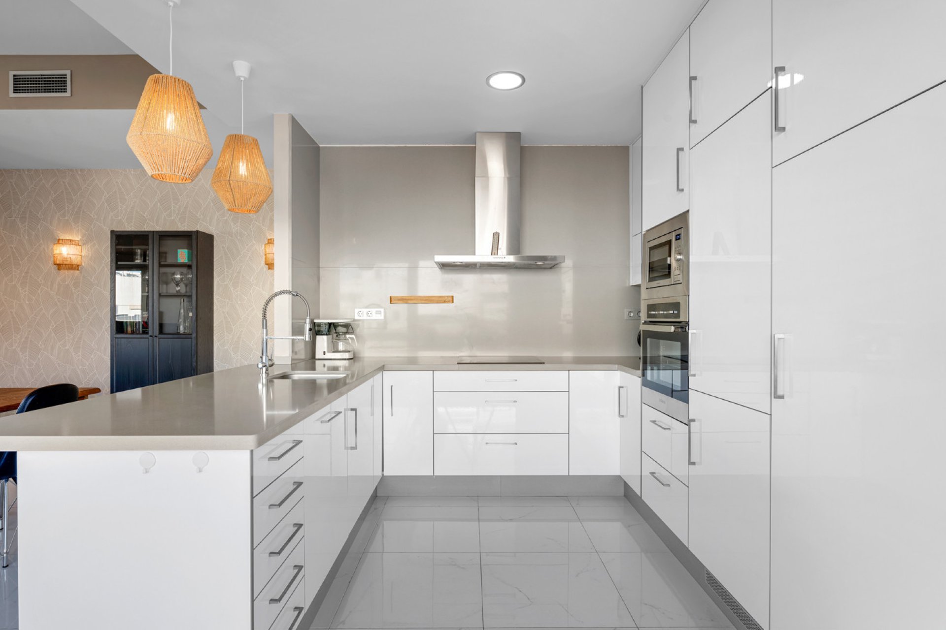 Herverkoop - Villa -
Villamartin - Costa Blanca