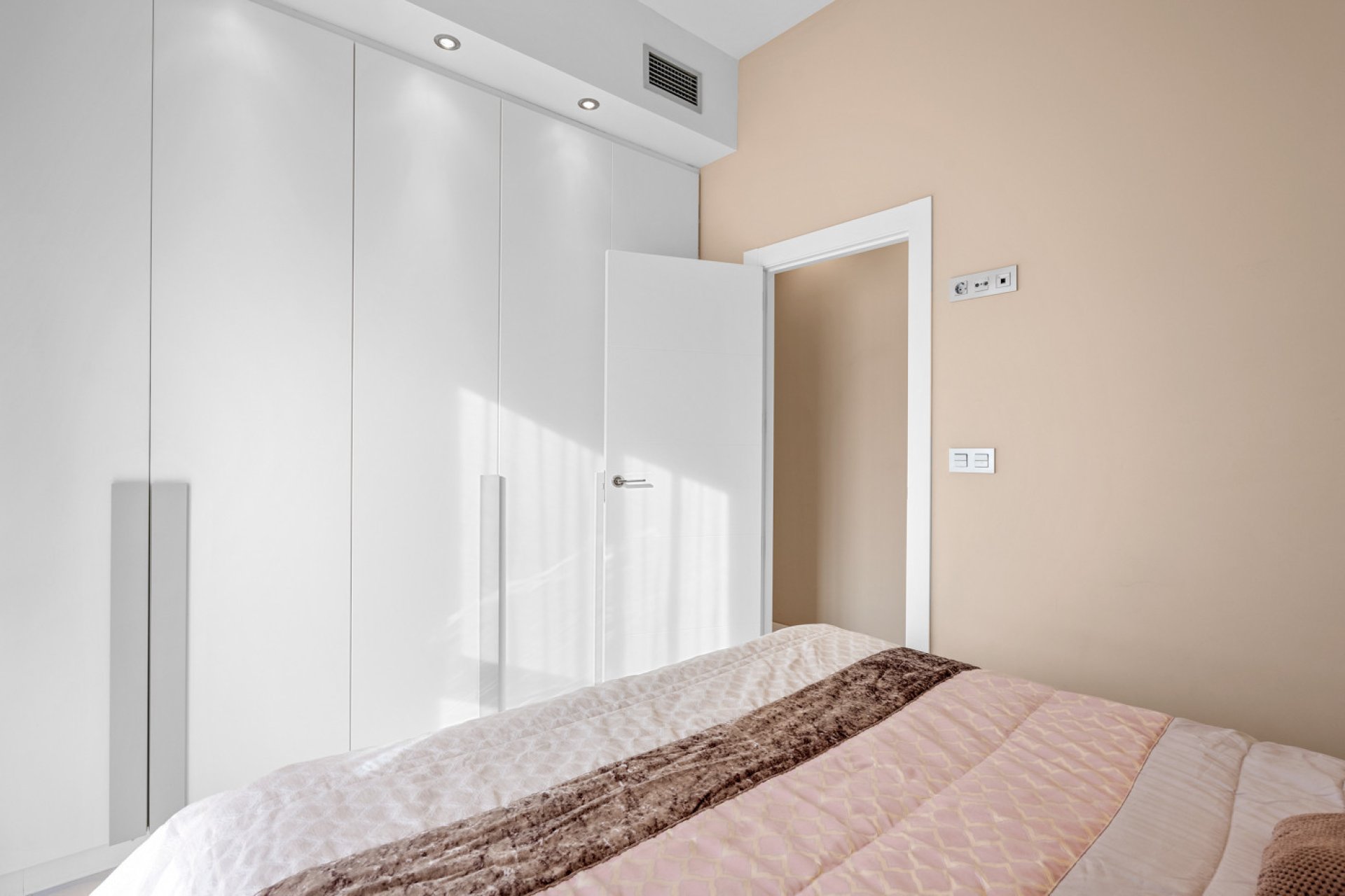 Herverkoop - Villa -
Villamartin - Costa Blanca