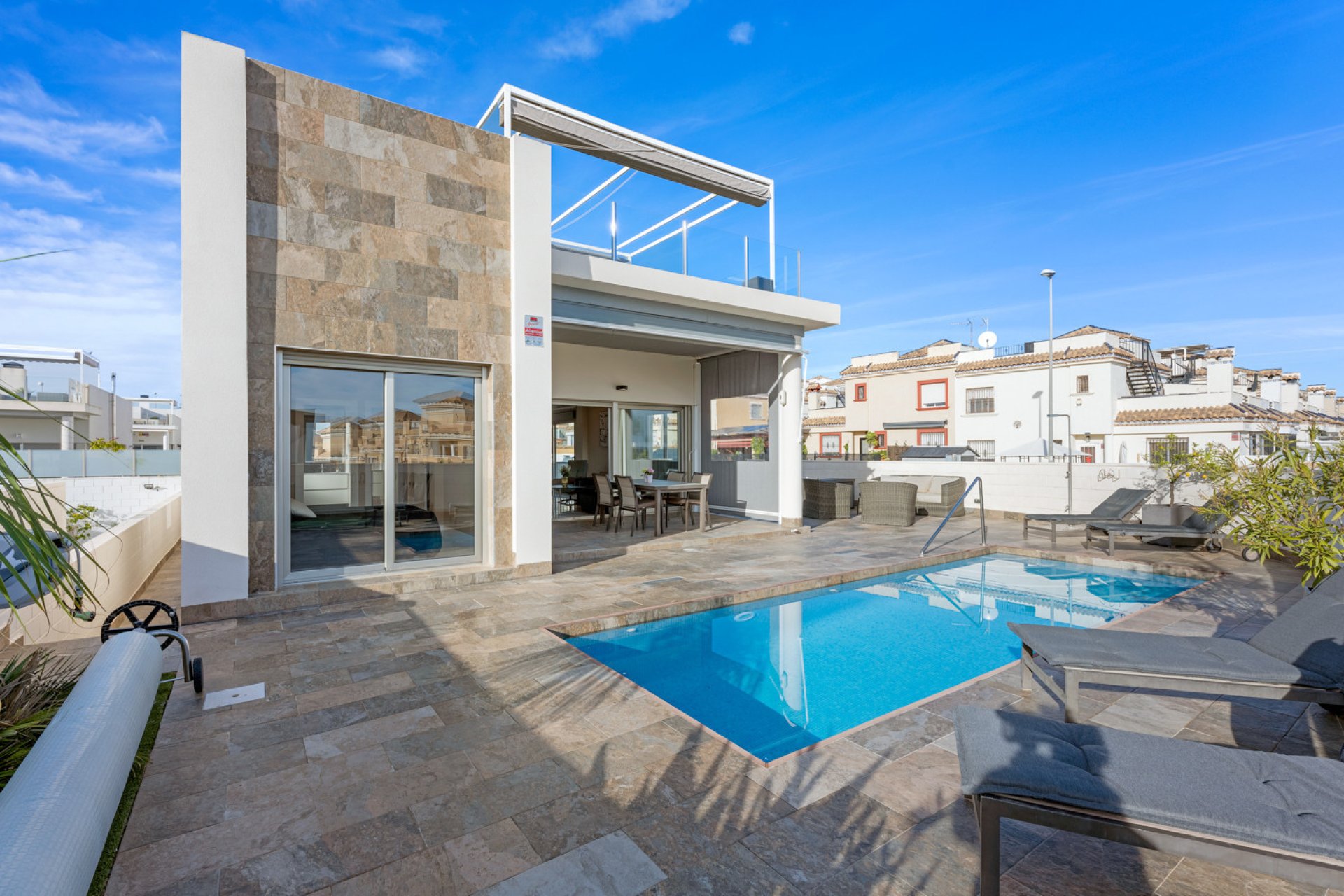 Herverkoop - Villa -
Villamartin - Costa Blanca