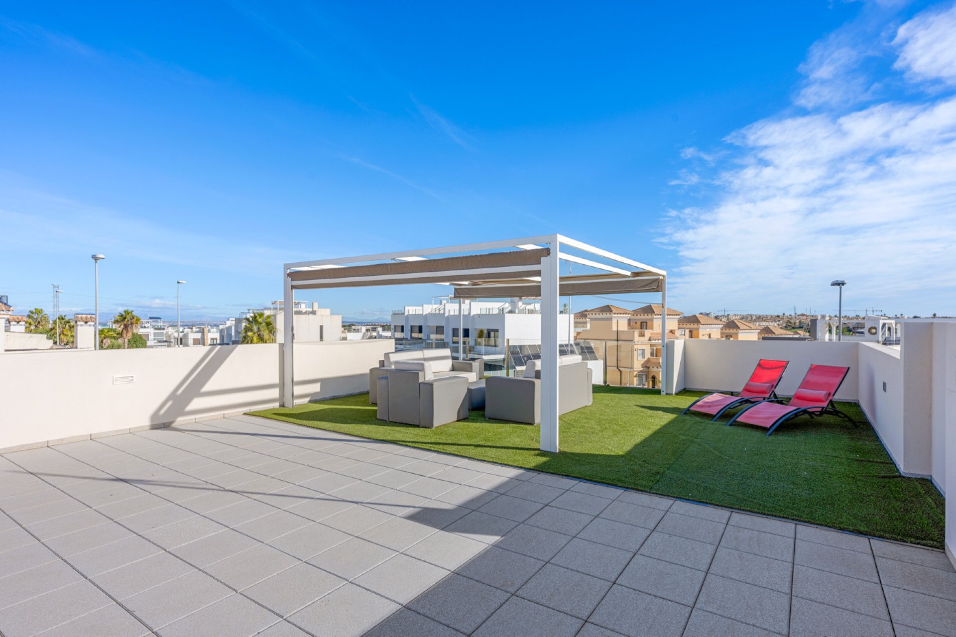 Herverkoop - Villa -
Villamartin - Costa Blanca