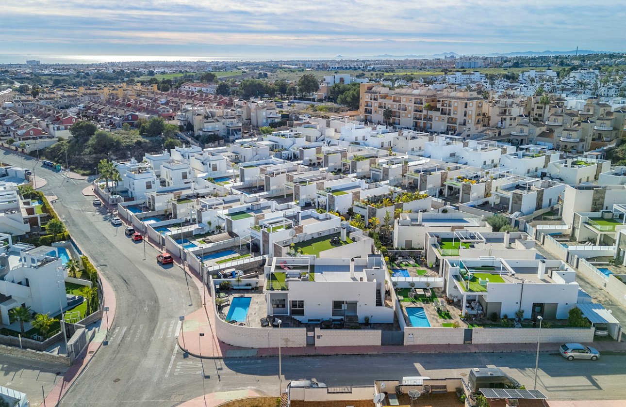 Herverkoop - Villa -
Villamartin - Costa Blanca