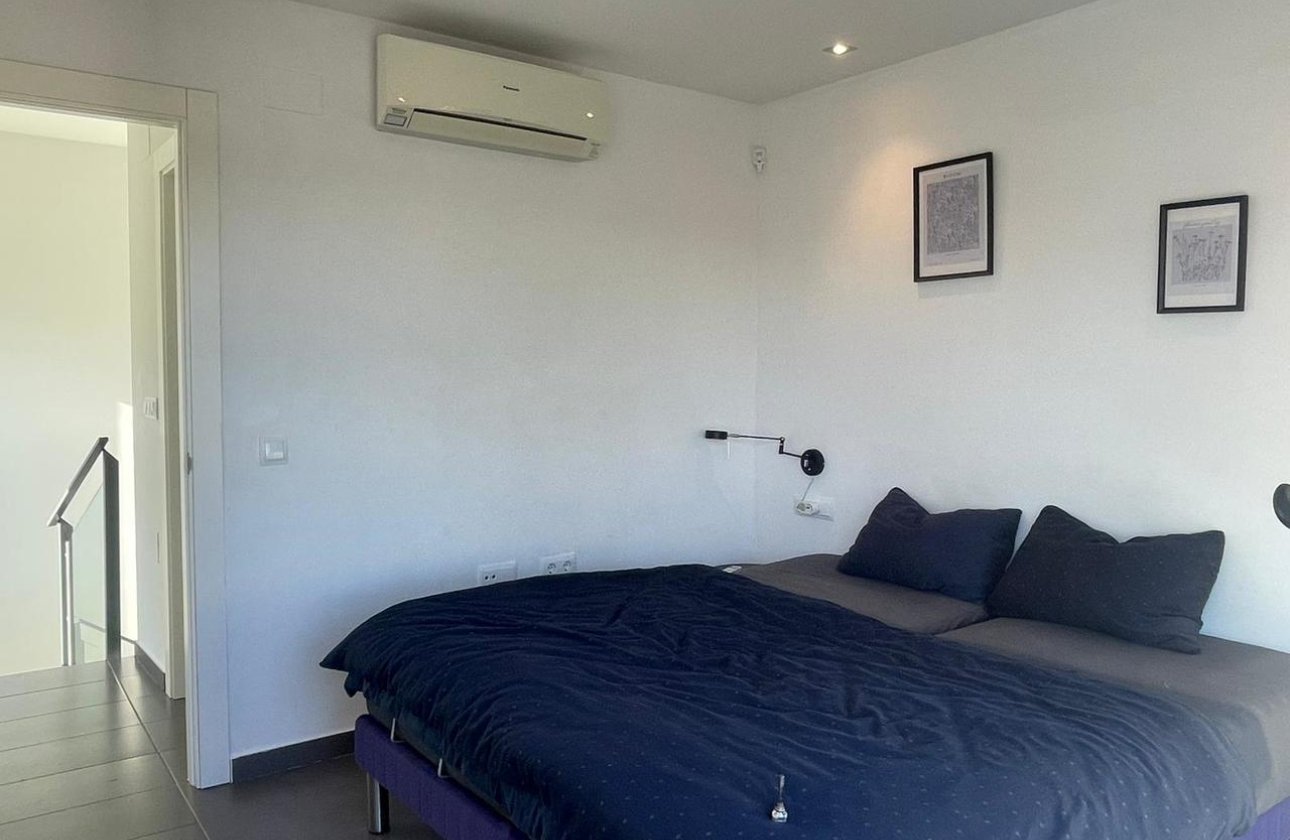 Herverkoop - Villa -
Villamartin - Costa Blanca